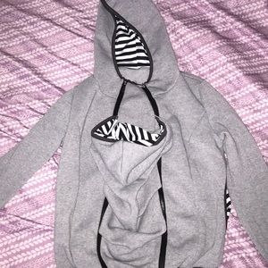 Baby pouch hoodie 👶🏻 💕